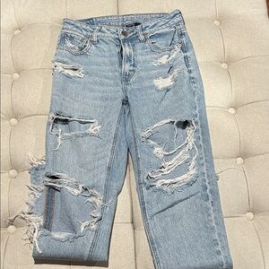 Distressed Light Blue Women's America Eagle Jeans
